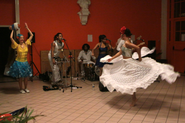 26 novembre 2016: musiques et danses brésiliennes en hommage à Olivia et en soutien à la recherche 26 novembre 2016: musiques et danses brésiliennes en hommage à Olivia et en soutien à la recherche